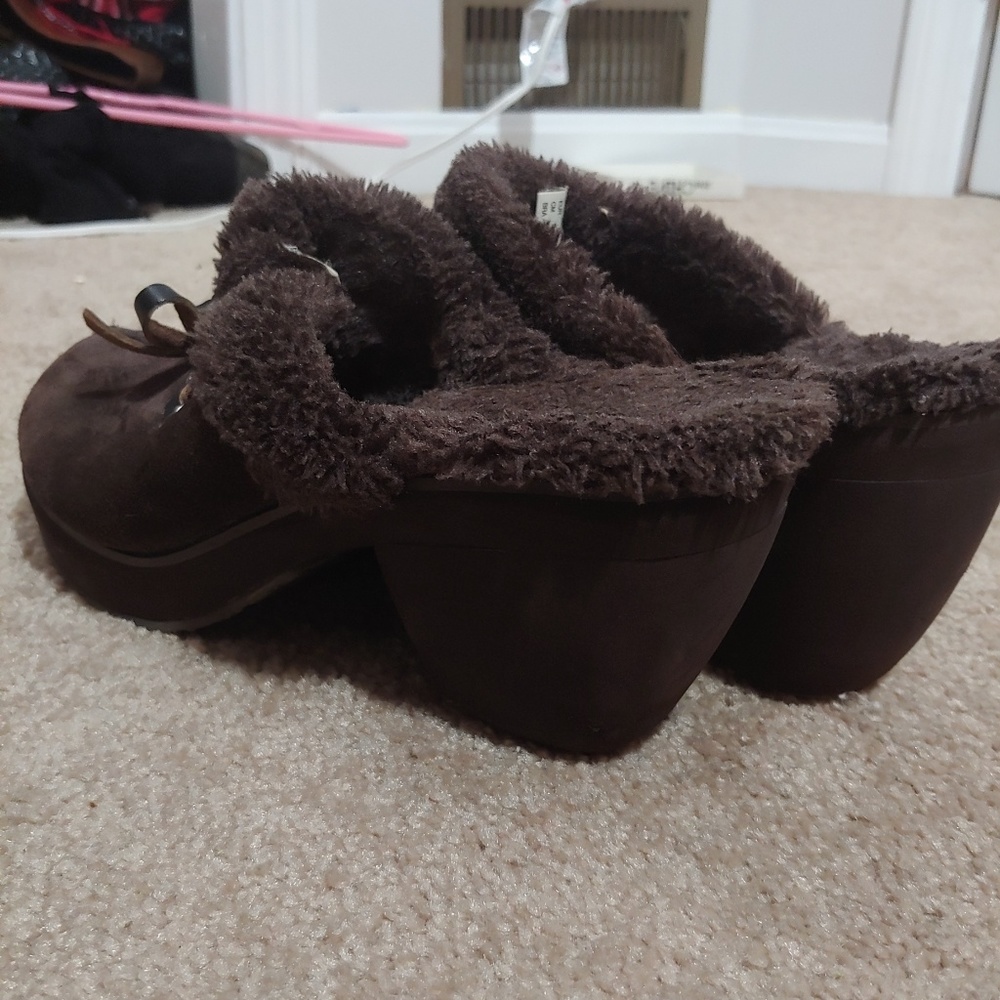 Slip on clogs